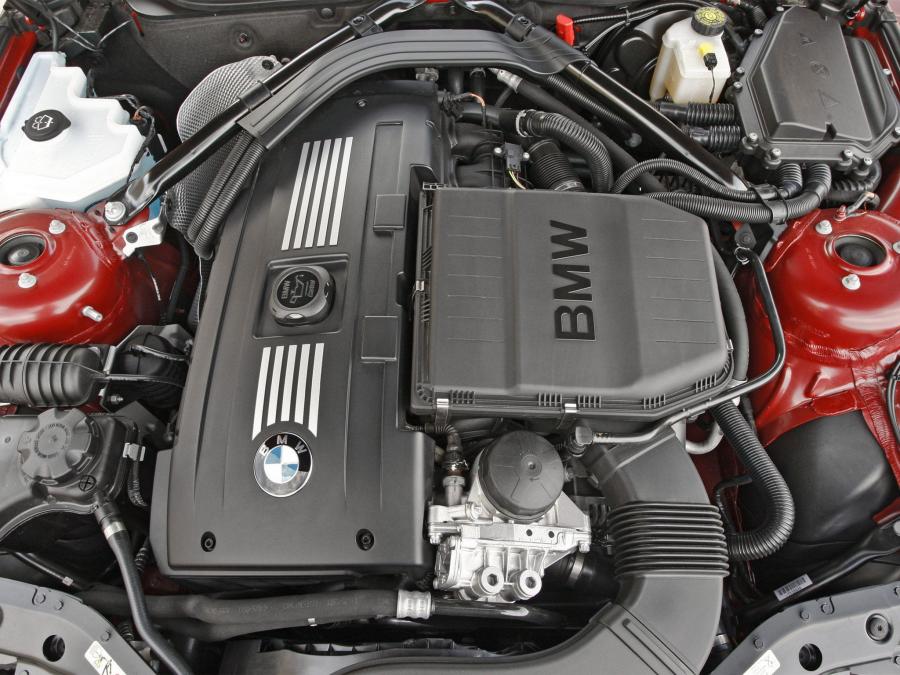  BMW Z4 sDrive 3.5i Roadster 2009 года  (US) (фото 2 из 14)